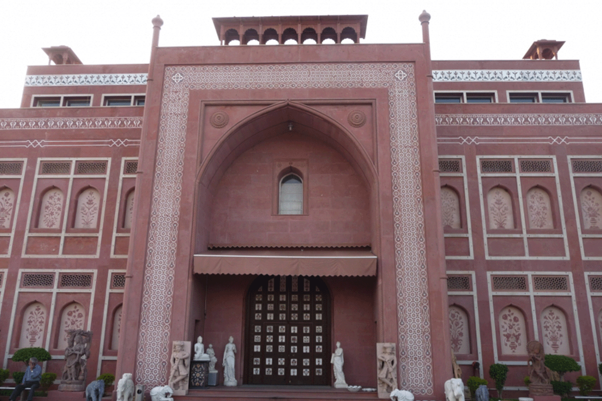 kalakriti cultural convention center agra